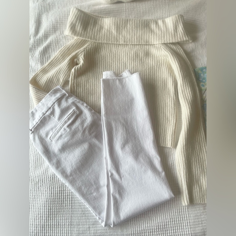 Old Navy White skinny jeans